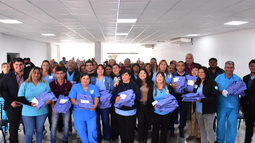 Salud fortalece el trabajo territorial con entrega de indumentaria a Agentes Sanitarios Salud fortalece el trabajo territorial con entrega de indumentaria a Agentes Sanitarios