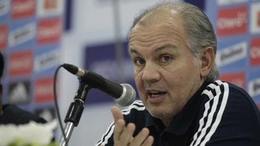 sabella dio la lista con algunas sorpresas y sin tevez