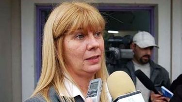 suspendieron a una jueza acusada de vender adopciones