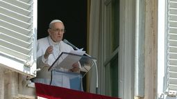 El Papa Francisco pidió por Ucrania e imploró que cesen los ataques armados