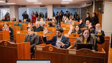 Diputados repudiaron el polémico decreto de Educación