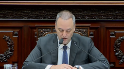 Adorni rechazó la posibilidad de renunciar: Por el contrario, estoy dando la cara