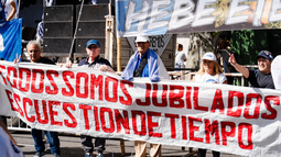 El costo de los despidos a costo cero: las jubilaciones perderán USD 2.600 millones al año El costo de los despidos a costo cero: las jubilaciones perderán USD 2.600 millones al año