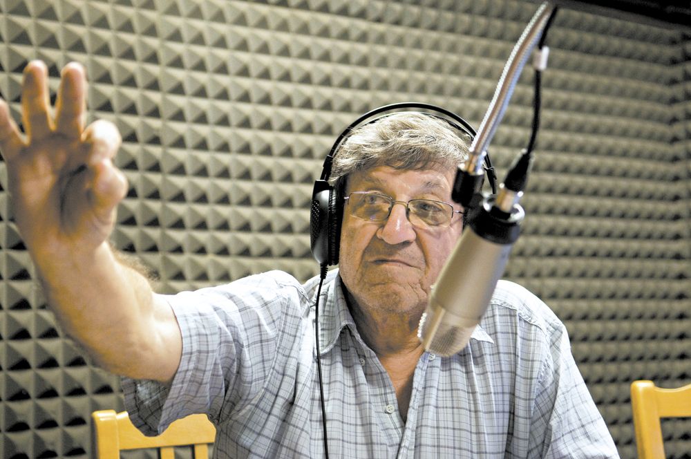 Salud, Carlos H. Multimedios Ancasti saluda al locutor de FM 98.5.