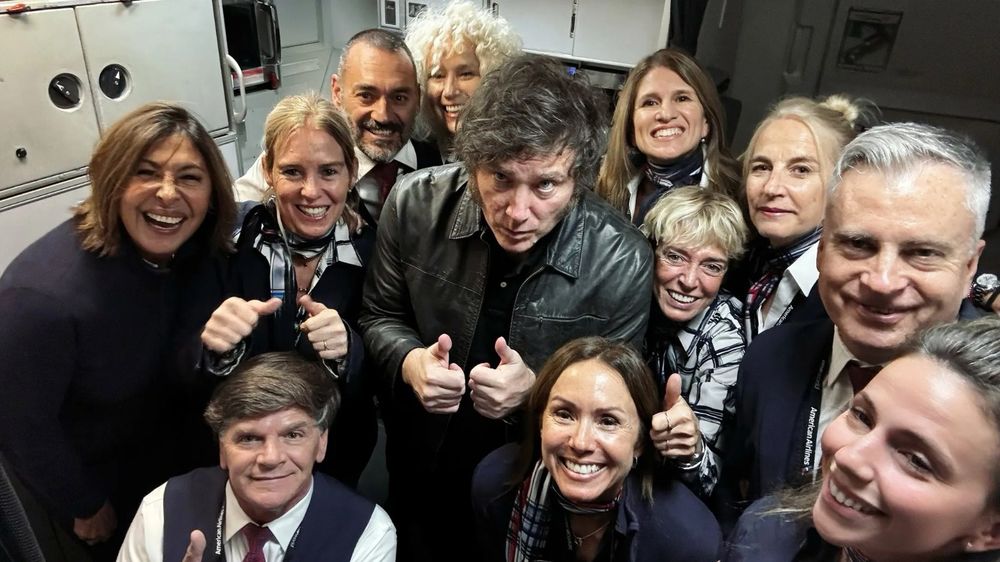 Publicado en redes. “Elpresidente estuvo literalmente cagándose de la risa leyendo los tuits sobre elpapelón de Nachito”.