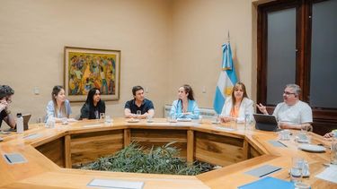 El Ejecutivo y legisladores analizaron el proyecto de Presupuesto 2025