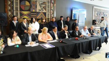 Conferencia. Los candidatos de La Libertad Avanza relanzaron la campaña de cara a octubre.