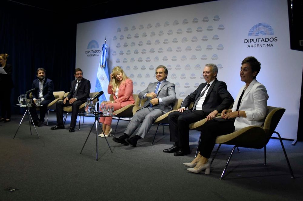 Rubén Manzi y Rossana Chahla organizaronla “Jornada de concientización y sensibilización sobre ACV”