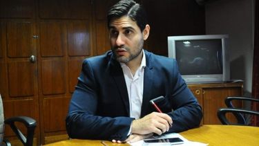 El ministro Veliz brindó detalles del proyecto para toma de deuda