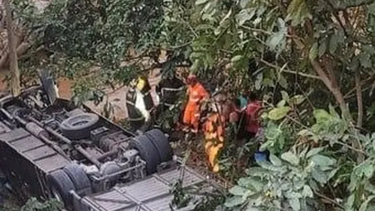 Brasil: cayó de un puente un micro que transportaba a un equipo juvenil de fútbol