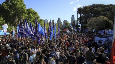 Masiva marcha en La Rural para respaldar al Proyecto Artigas