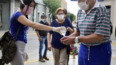 COVID-19: 84 casos fueron por transmisión comunitaria