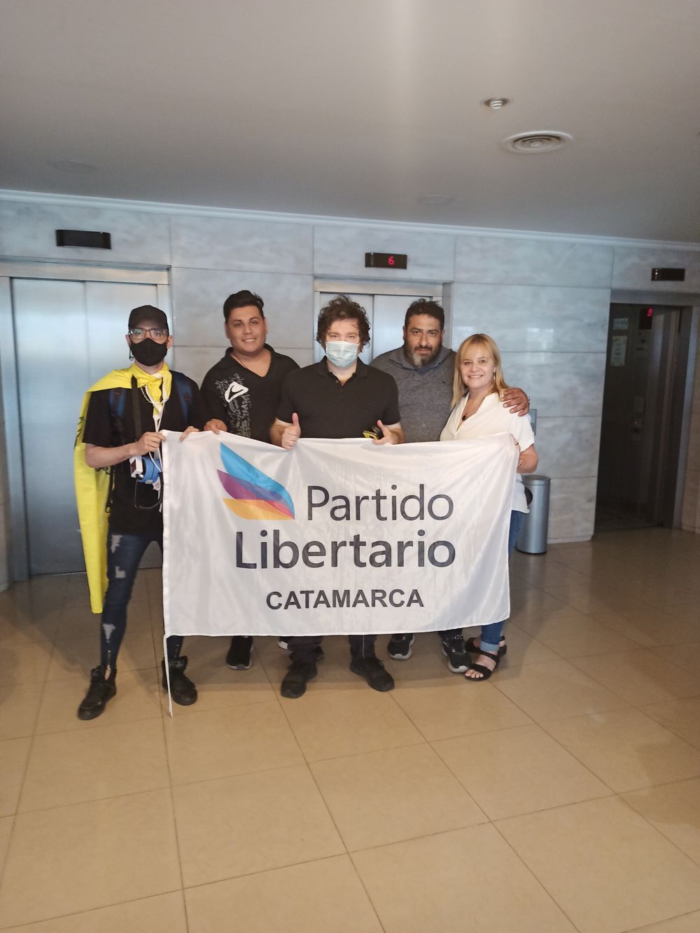 Referentes. Jóvenes catamarqueños avanzaron con la inscripción del partido en la Justicia.