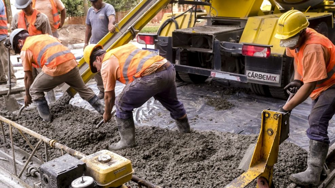 Ya son más de cien mil los despidos en la construcción