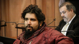 Insólito: el teléfono de Sabag Montiel se activó en un shopping mientras estaba detenido Insólito: el teléfono de Sabag Montiel se activó en un shopping mientras estaba detenido