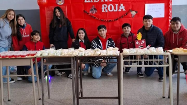 regalando una sonrisa: la colecta solidaria de los estudiantes de la epet n°4 de andalgala