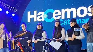 maria del pilar y florencia ganaron bicicletas con la app mi catamarca