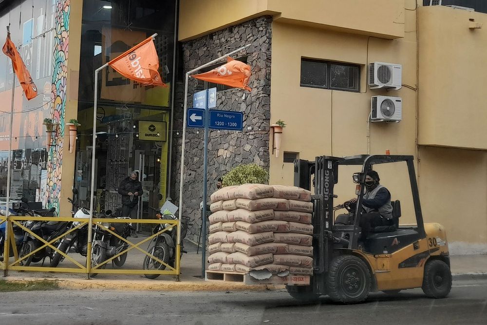 Previsión. Aseguran que, por ahora, no hay faltante de cemento.