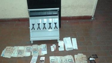 Robaron más de quince mil pesos de una despensa