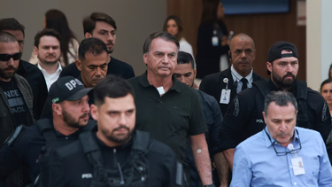 jair bolsonaro fue trasladado de urgencia al hospital tras sufrir una descompensacion
