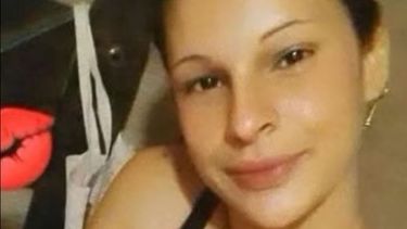 Una mujer fue asesinada por su pareja frente a sus hijos