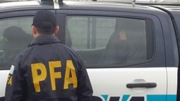 Se hizo pasar por policía, custodió edificios, cobró y fue procesado
