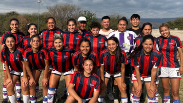 obreros de san isidro lidera el anual de femenino