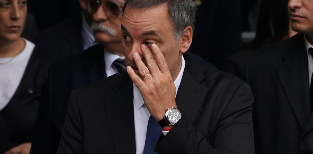 Mil dólares por noche: el relato del joven que expuso el alojamiento all inclusive de Adorni