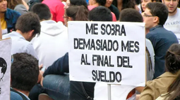 Trabajador pobre: el 72% de los empleados argentinos cobra menos de $1 millón Trabajador pobre: el 72% de los empleados argentinos cobra menos de $1 millón