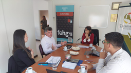 Capital y empresarios turísticos avanzan en el ordenamiento de la oferta local Capital y empresarios turísticos avanzan en el ordenamiento de la oferta local