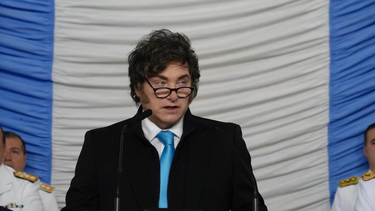 javier milei analiza voltear por dnu las leyes de financiamiento universitario y discapacidad