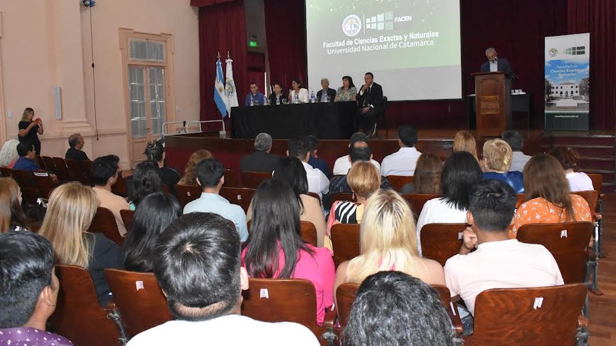 Más de 900 ingresantes en la Facultad de Ciencias Exactas