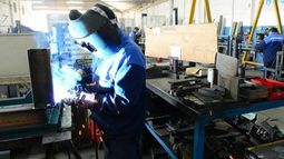 La producción industrial pyme cayó 5,6% en noviembre