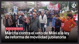 Marcha contra el veto de Milei a la ley de reforma de movilidad jubilatoria