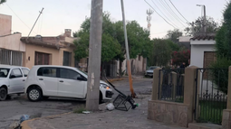 Chocó el auto contra un poste en Andalgalá