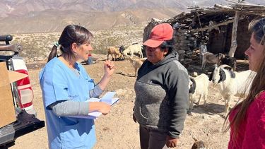 lleguemos al barrio realizo mas de mil atenciones en palo blanco y medanitos