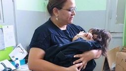 Rescatan a una niña victima de malos tratos y aprehendieron a su madre