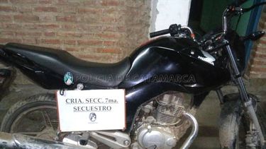 Demoran a menor con una moto robada
