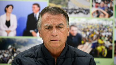 la corte suprema de brasil ordeno el arresto domiciliario del expresidente jair bolsonaro