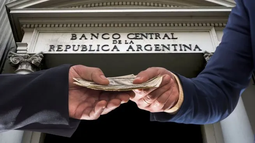 Crece la preocupación por las reservas netas: estiman que cayeron a un nivel crítico por presunta activación del swap con EEUU Crece la preocupación por las reservas netas: estiman que cayeron a un nivel crítico por presunta activación del swap con EEUU