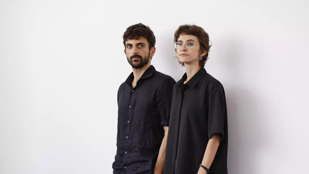 Yuval Abraham y Rachel Szor posan en el Festival de Venecia
