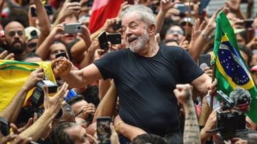 Lula se proclamó ganador mediante un tuit cuando la tendencia era irreversible