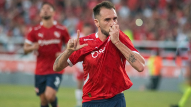Independiente le ganó  a Instituto y es líder