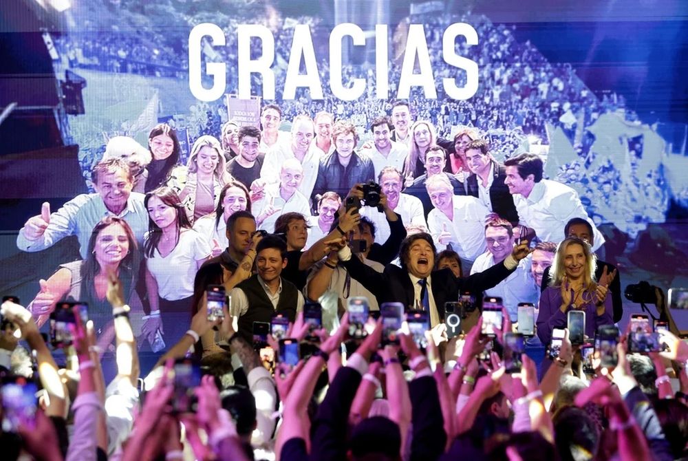 Milei llamó a consensuar con los oficialismos provinciales Milei llamó a consensuar con los oficialismos provinciales
