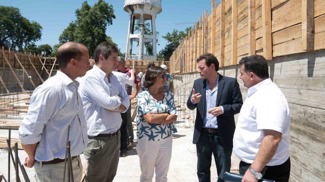 Lucía Corpacci recorrió la obra del Acueducto Oeste