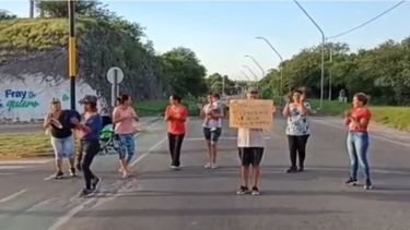 valle viejo: multiples reclamos por la falta de agua