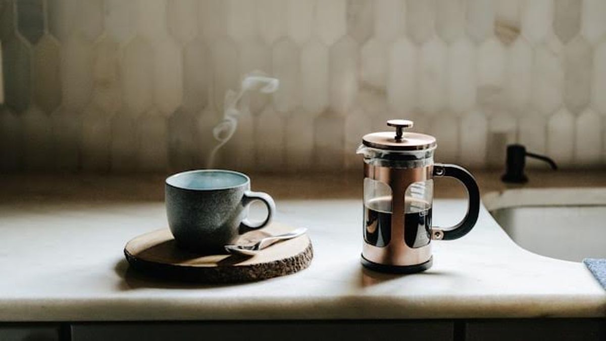 Cafetera francesa: proporción de café y agua para una preparación perfecta