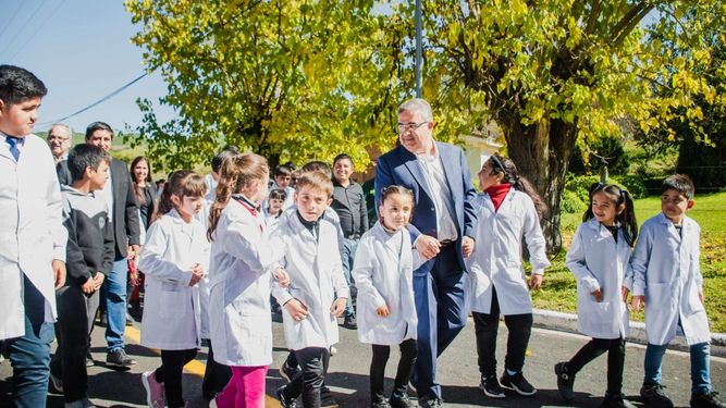La Provincia destinó  más de $248 millones  para transportes escolares