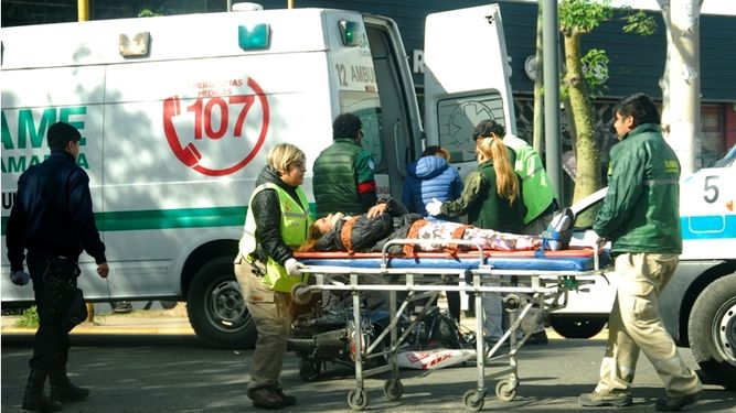 Motociclista embarazada de 4 meses derrapó y debió ser hospitalizada