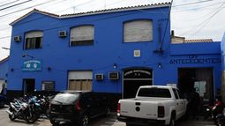 Acusado de homicidio en libertad interceptó a una joven y la golpeó para robarle el celular